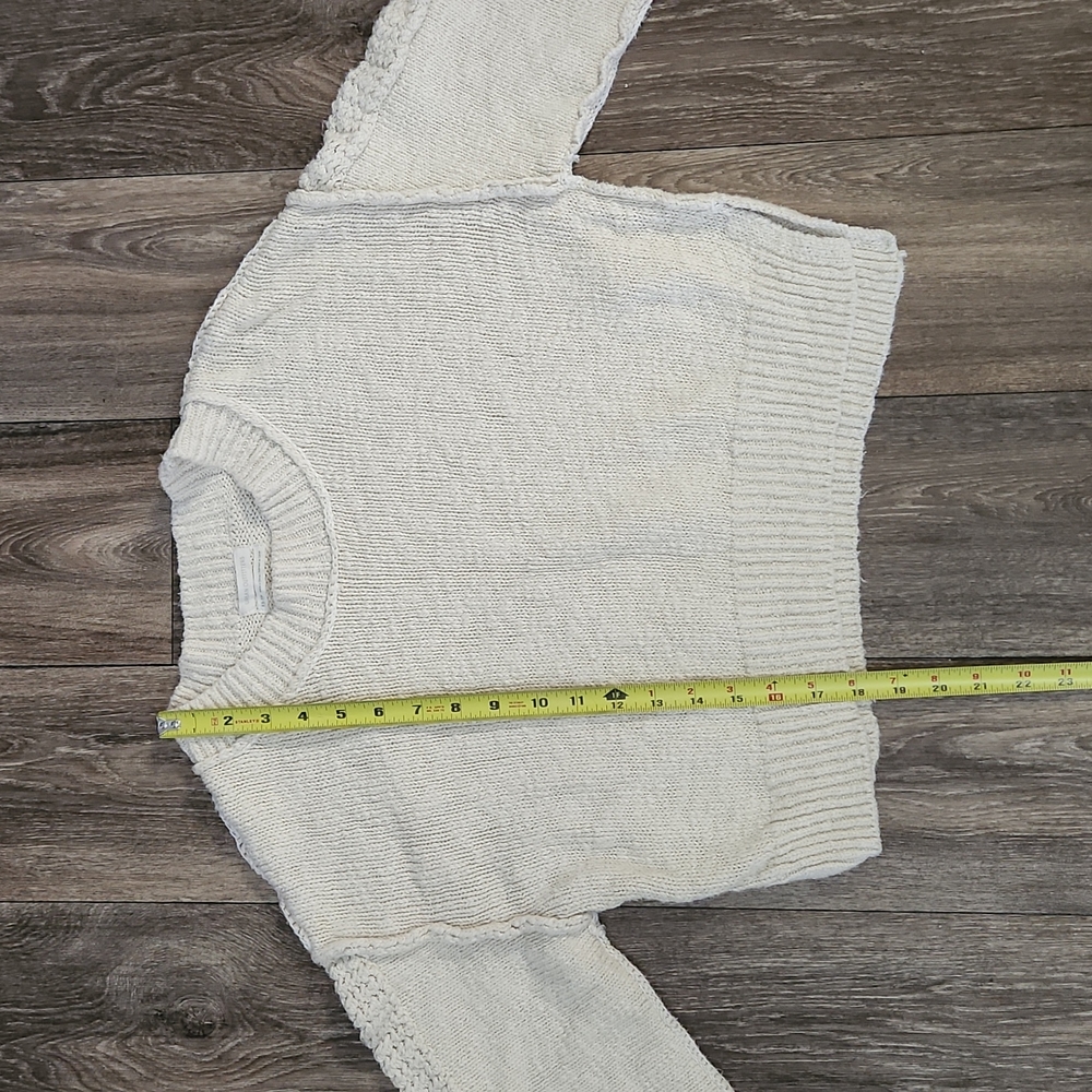 Urban Outfitters Wheat Cropped Ballon Sleeve Sweater Size XS - Picture 6 of 10